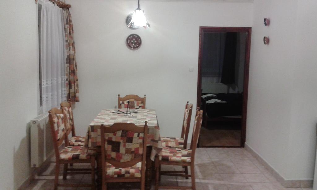 Kemences Vendeghaz Hotel Mikohaza Ngoại thất bức ảnh