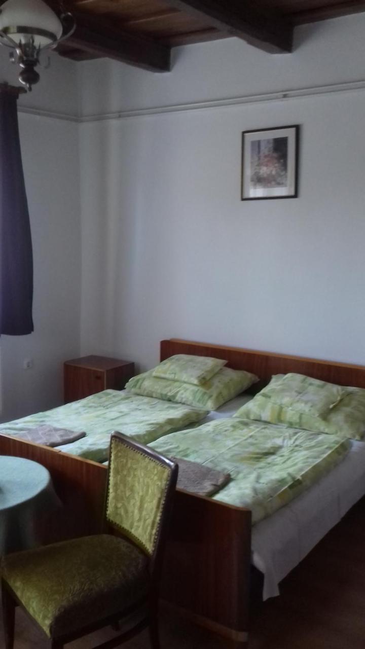 Kemences Vendeghaz Hotel Mikohaza Ngoại thất bức ảnh